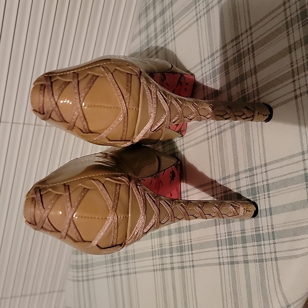 Womens heels
